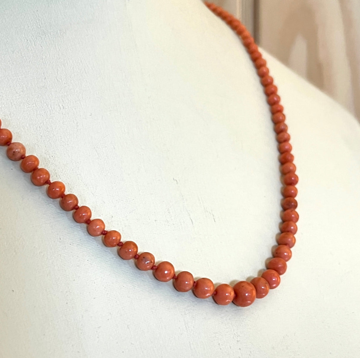Antique Red Coral Necklace with 9ct Gold Clasp