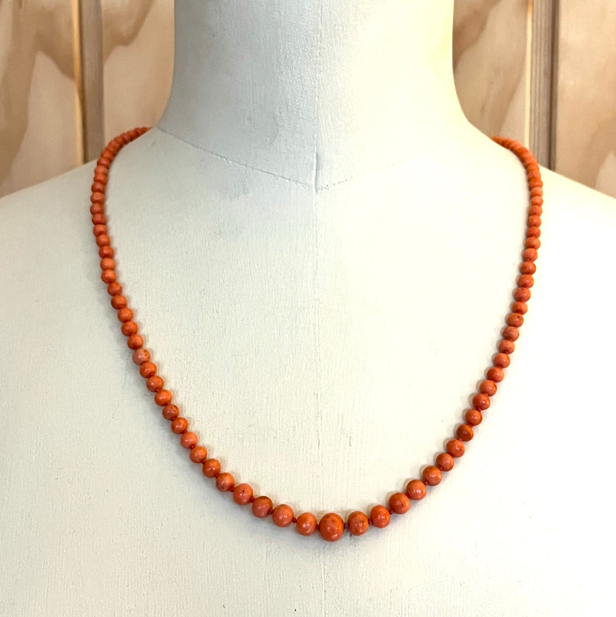 Antique Red Coral Necklace with 9ct Gold Clasp