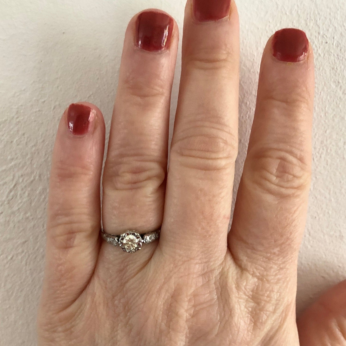 18k White Gold and Diamond Antique Ring The Vintage Jewellery Company