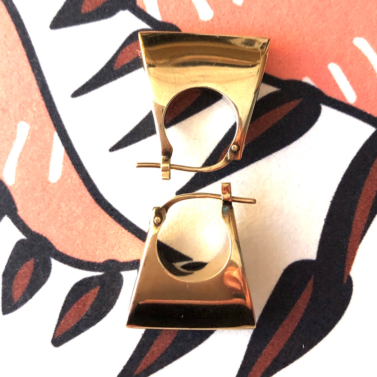 Vintage Handbag Hoop Earrings in 9ct Gold