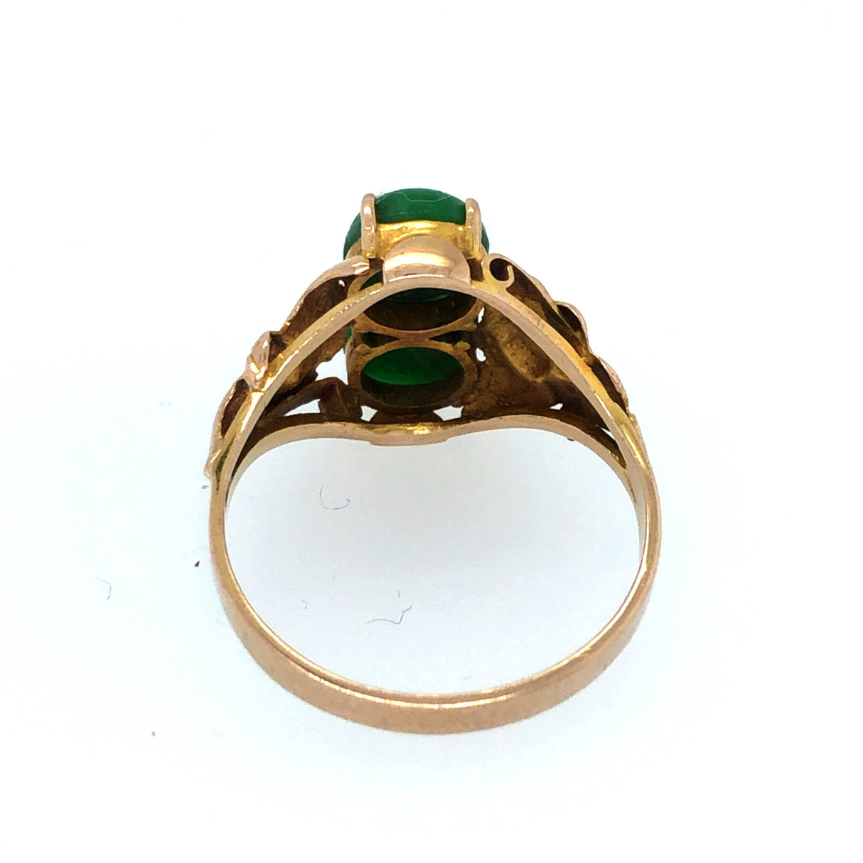 Jade Cabochon and Floral Embossed Ring The Vintage Jewellery Company