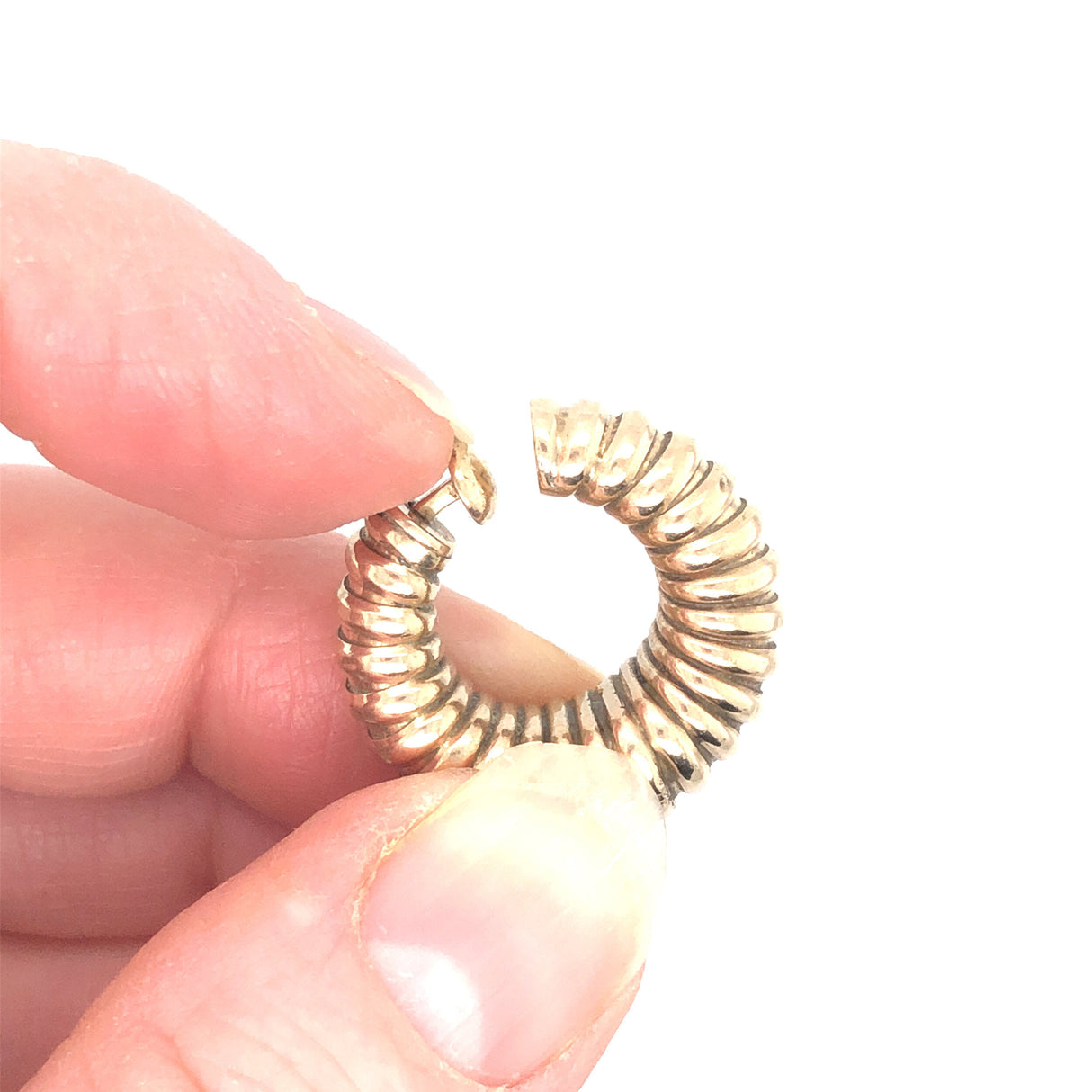 Mid-century Heavy 9k Gold Ribbed Hoop Earrings The Vintage Jewellery Company