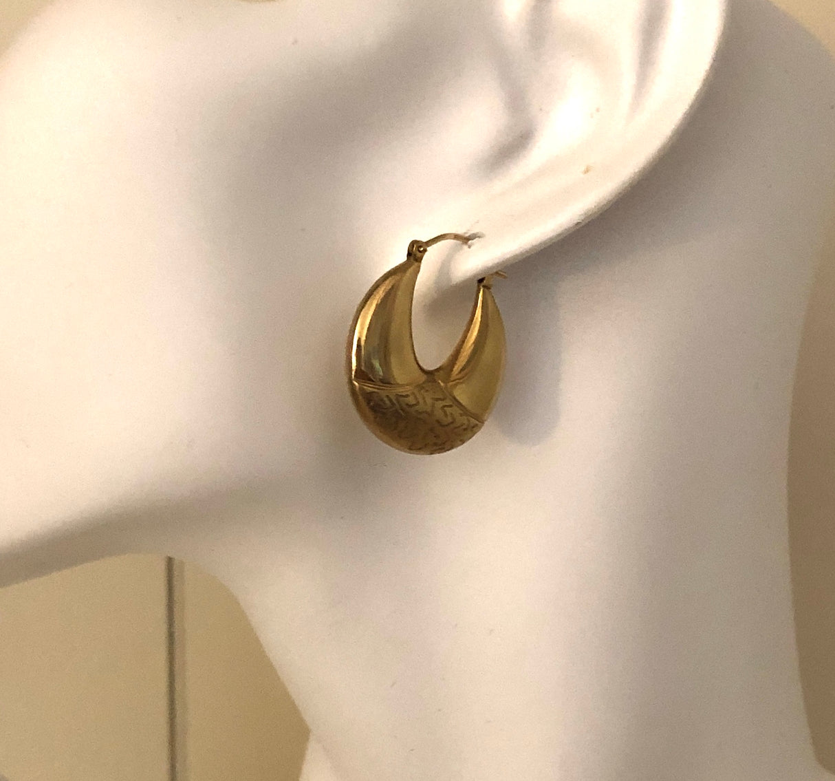 1990s 9ct Gold Ridged Hoop Earrings