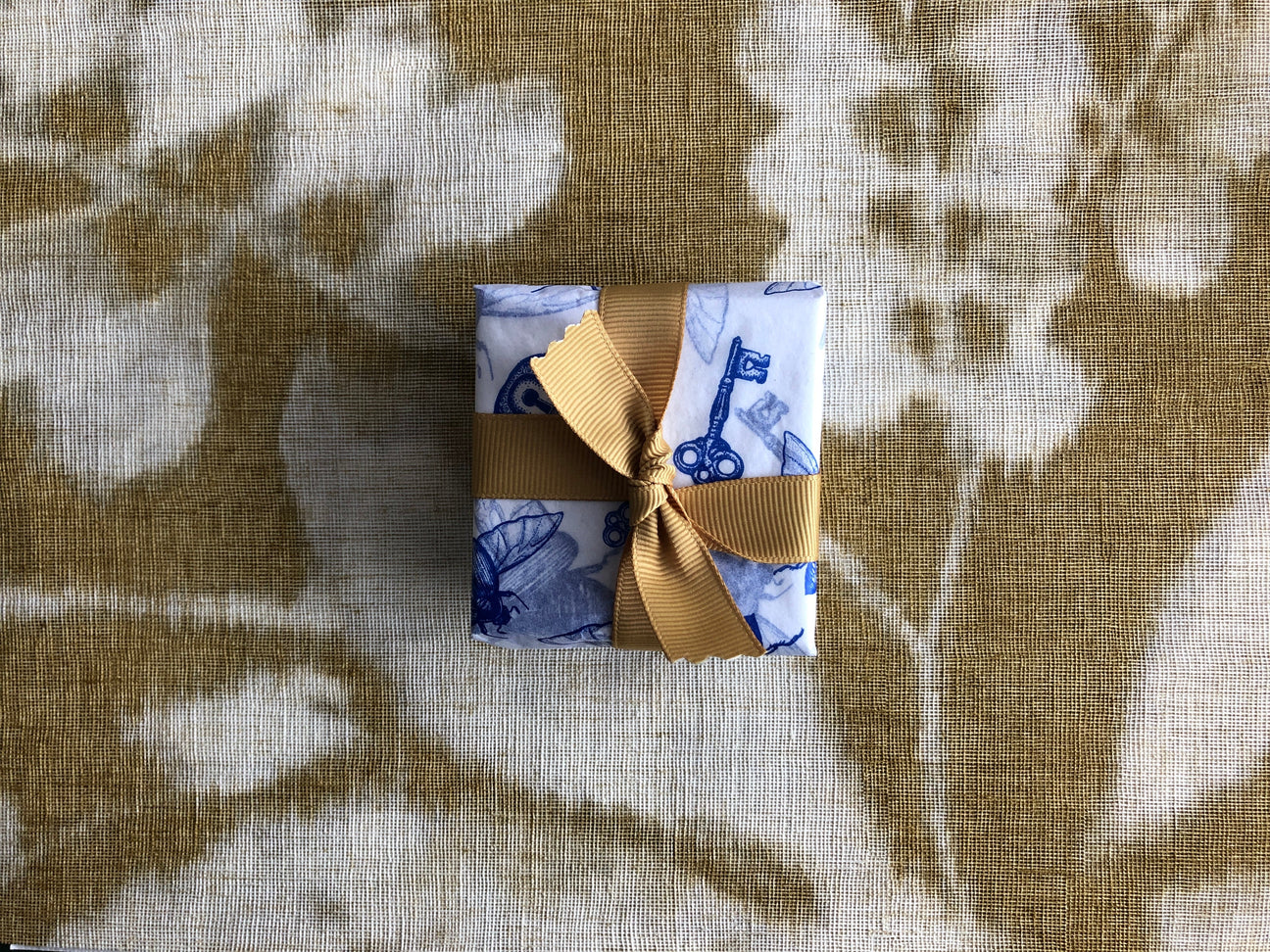 Gifts £300-£500 The Vintage Jewellery Company