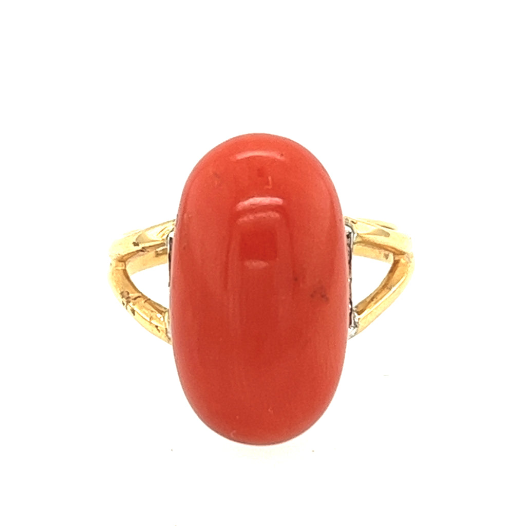 Vintage 22ct gold ring with coral and old cut diamonds