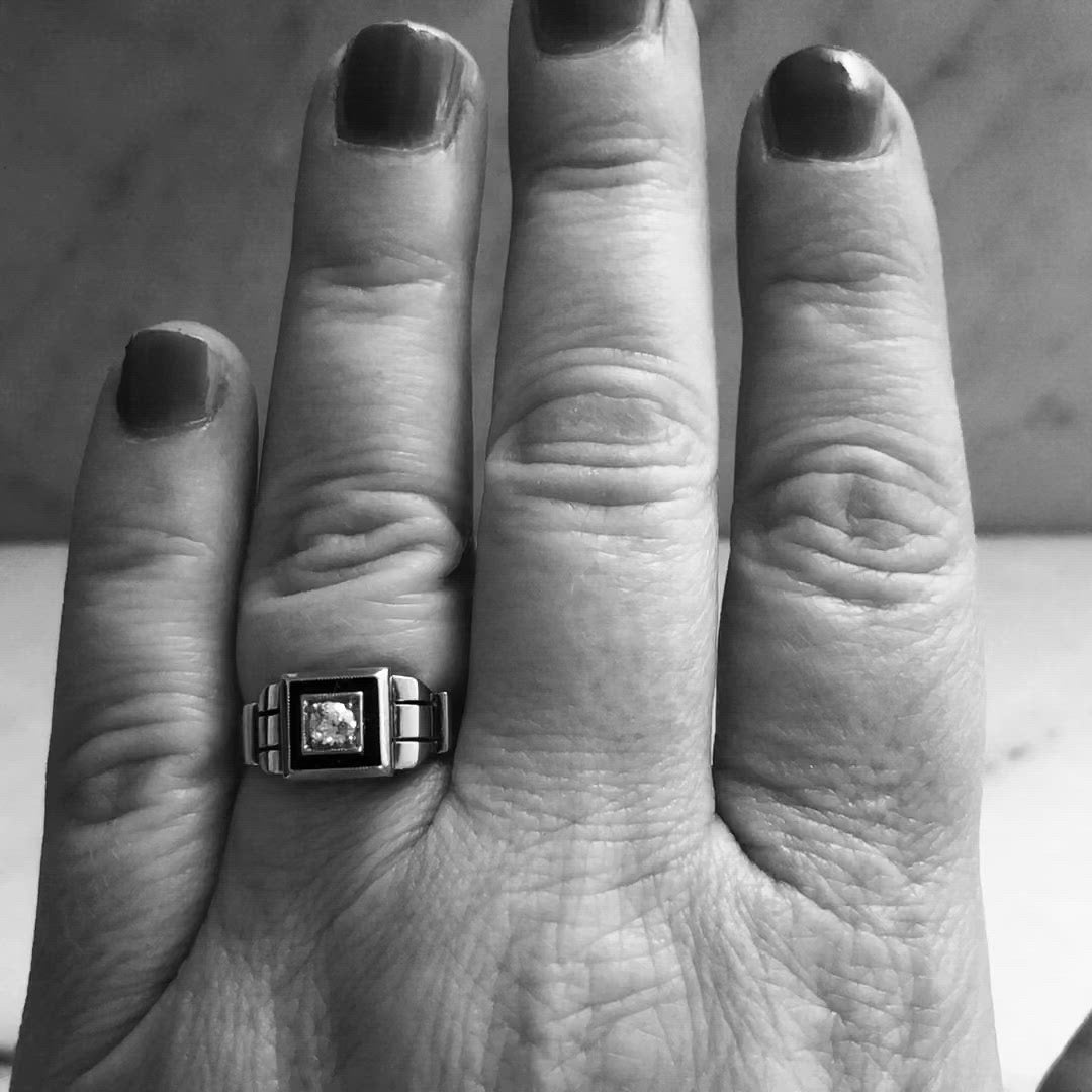 14k Gold, Onyx & Diamond Vintage Ring