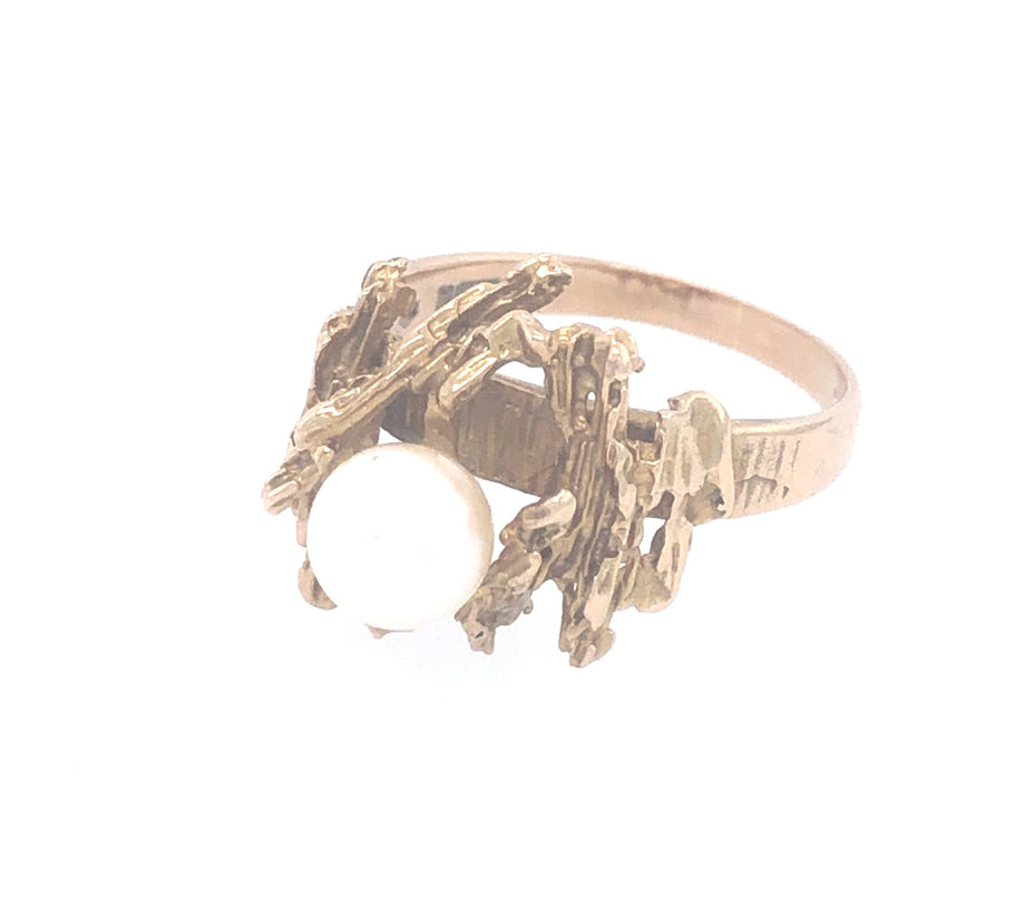 9k gold pearl vintage ring with a textured bark design The